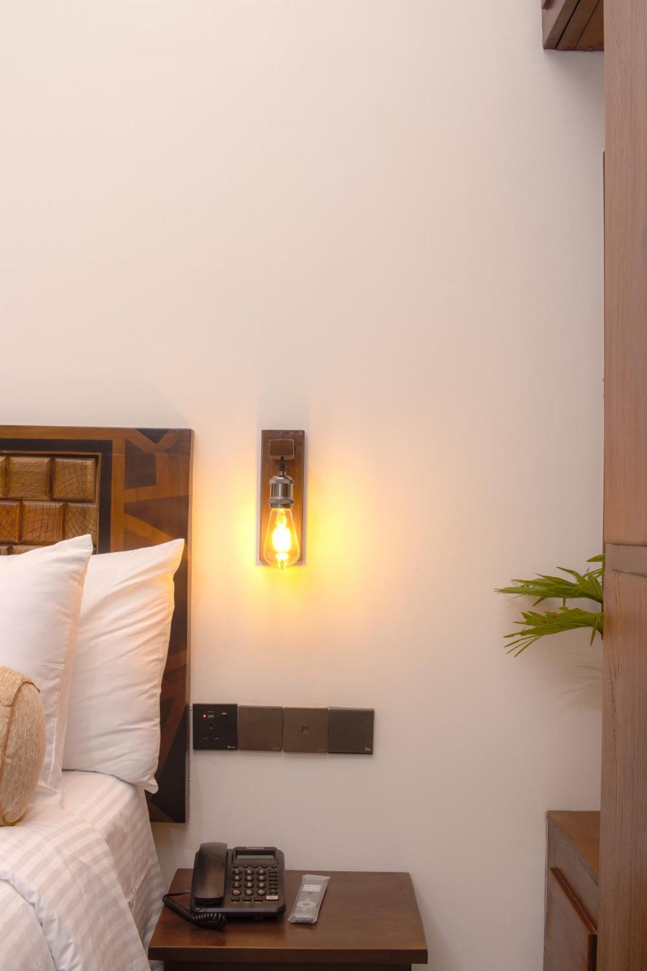 Spicepeek Boutique Hotel Cmb Airport 카투나야크 외부 사진